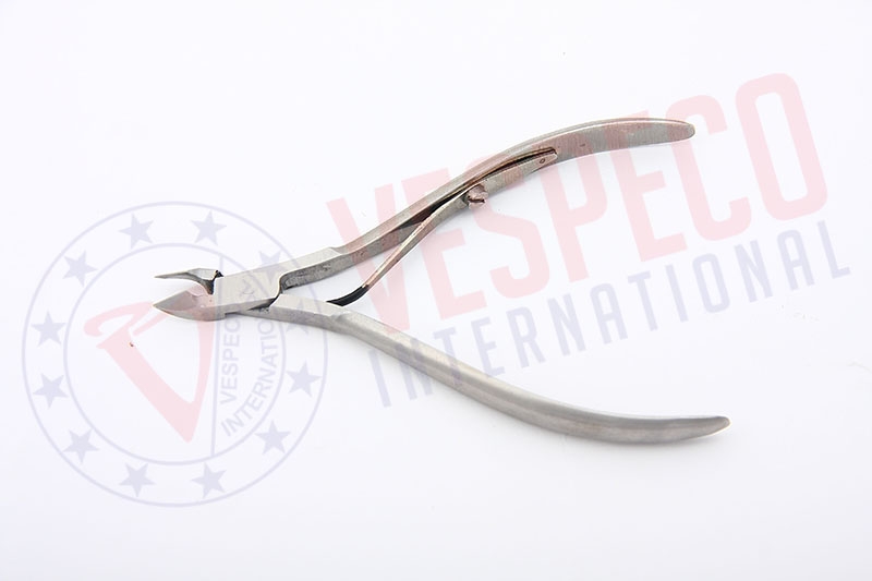 Nail & Cuticle Nippers